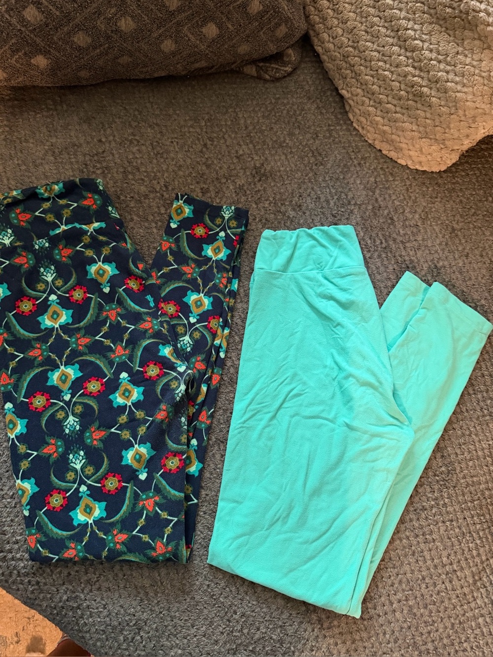 LN Women’s OS Turquoise Green Matching Print Leggings - Comfortable Everyday